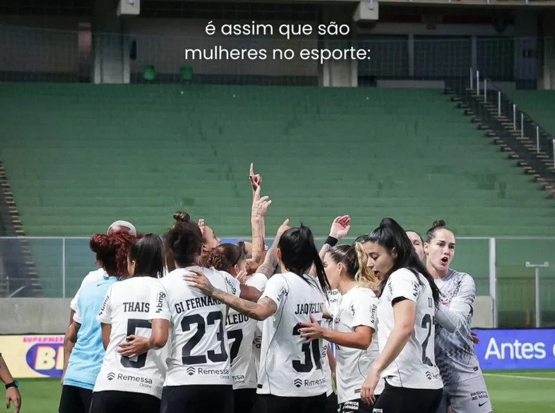 Corinthians apoia jogadoras após críticas a comercial com Sydney Sweeney