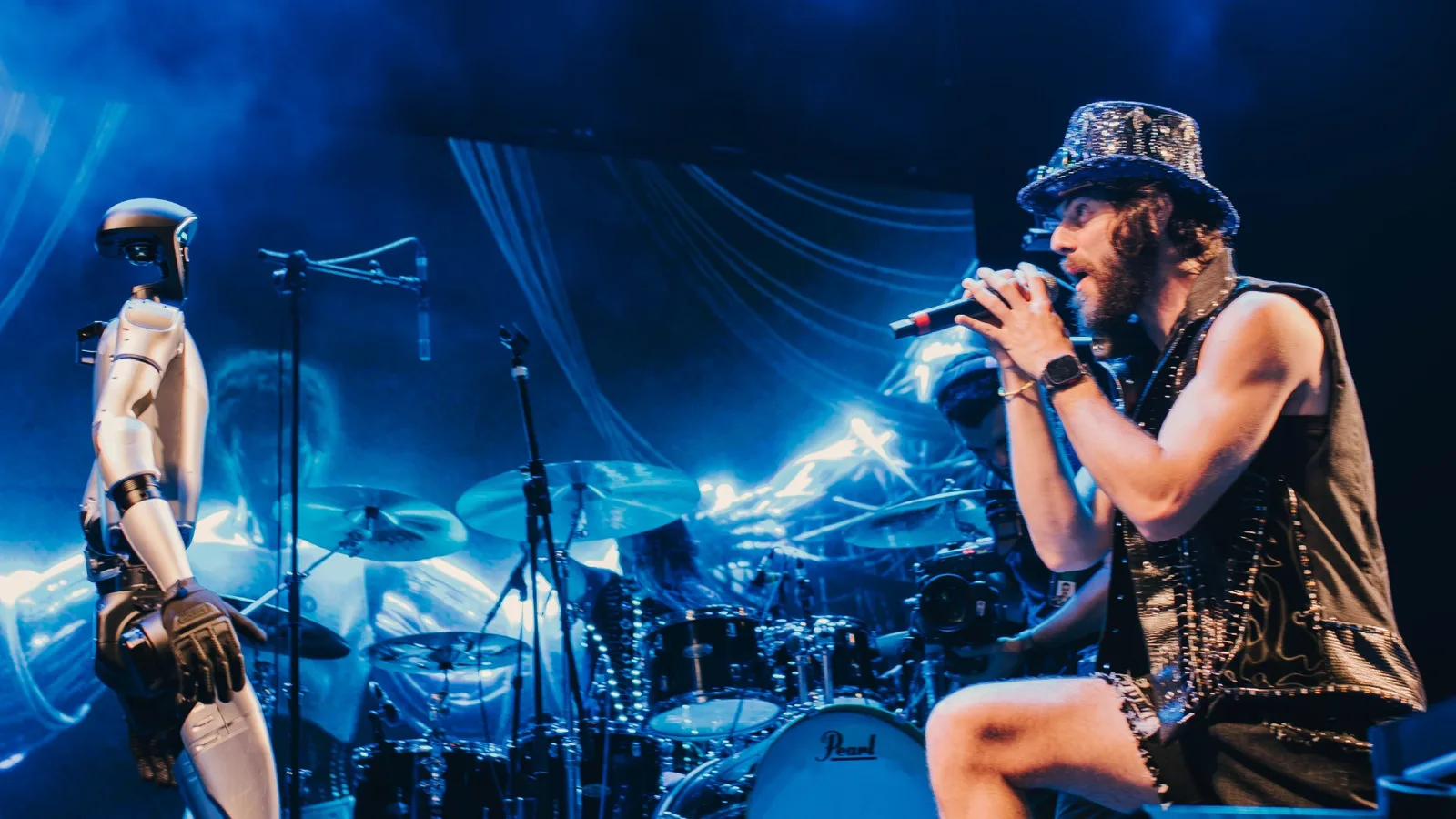 Diogo Defante transforma show no Rock in Rio em coro irreverente da plateia