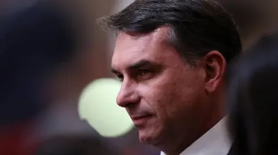 Nacional - Eleição de Flávio Bolsonaro pode representar o fim do programa Farmácia Popular