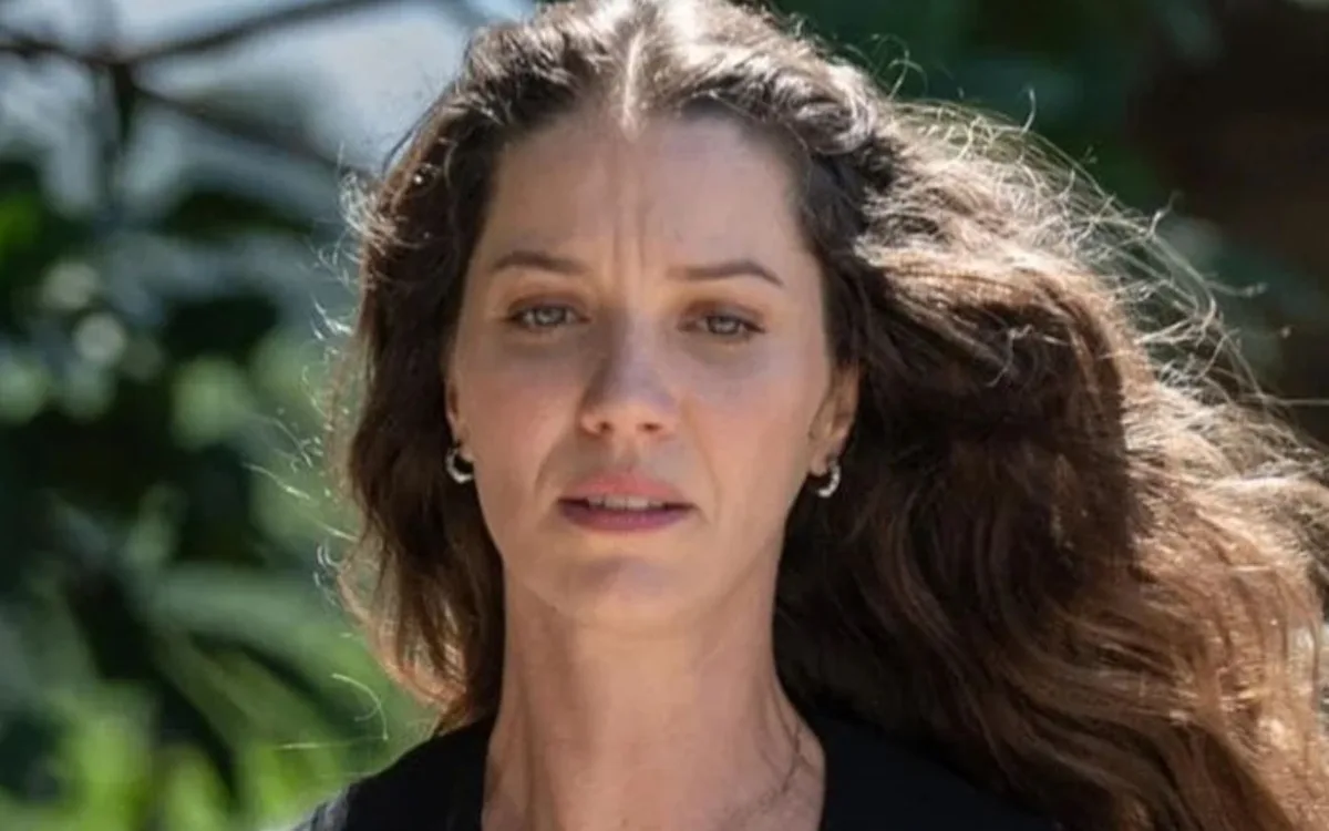 Francesca assusta Pilar e provoca fenômenos paranormais em Quem Ama Cuida