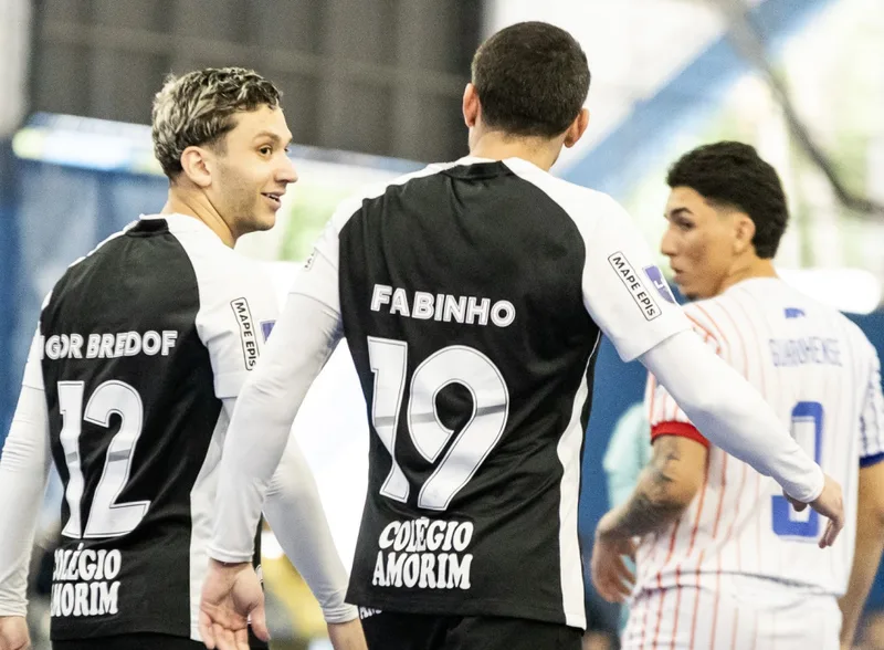 Corinthians decide classificação contra o Pato neste sábado pela LNF