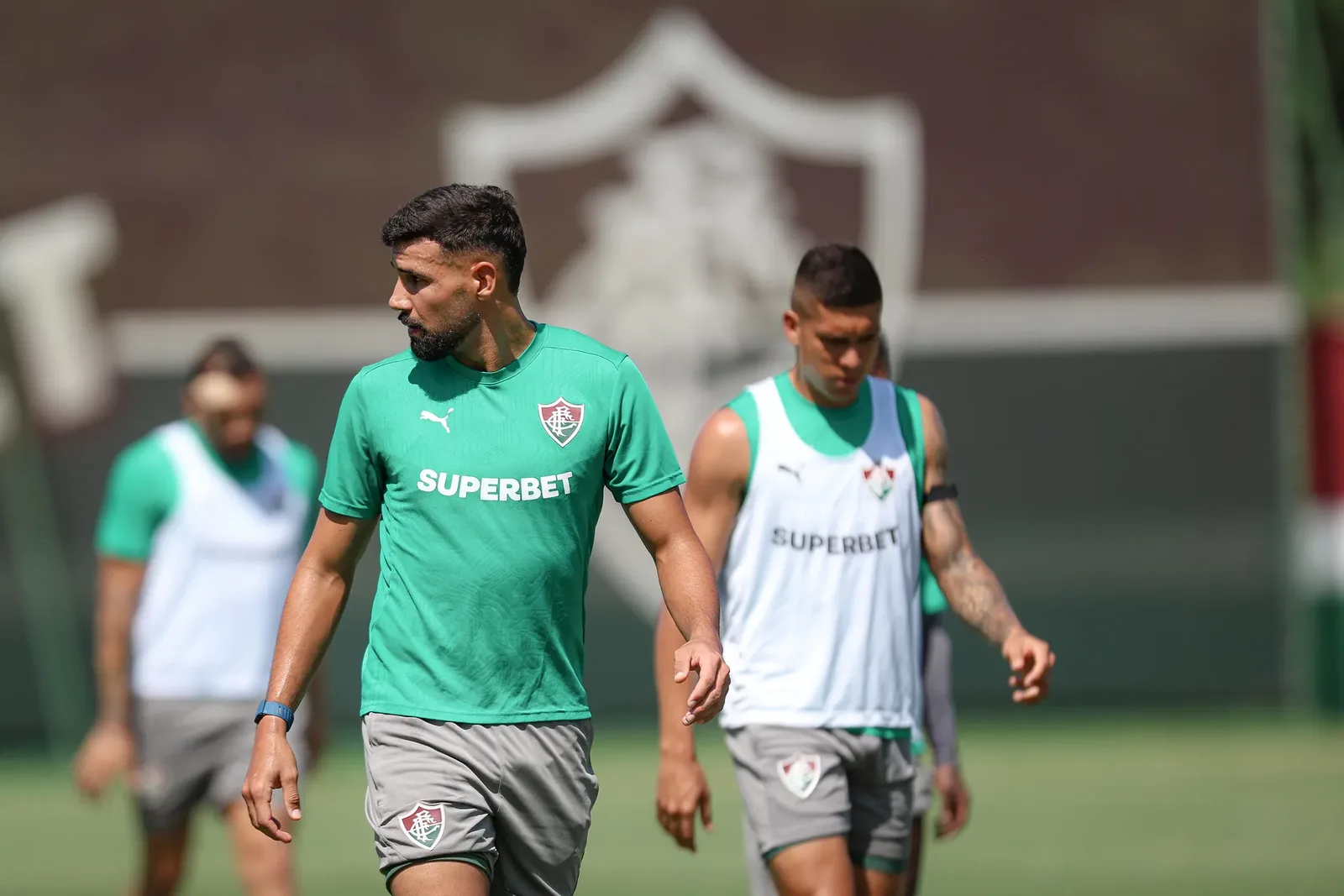 Fluminense muda dupla de zaga e ataque para duelo com o Platense
