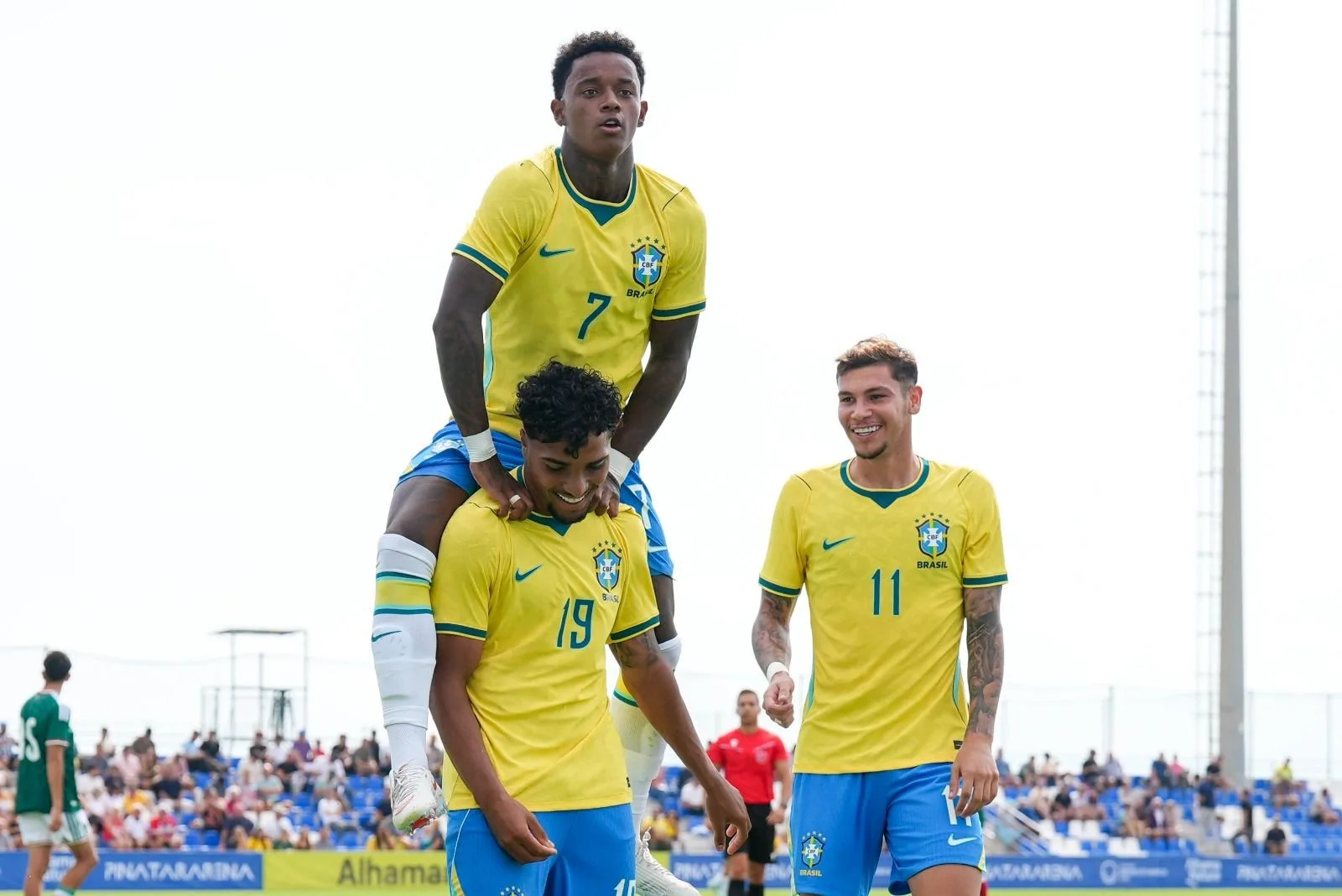 Brasil sub-20 vence México e termina Data Fifa com três vitórias