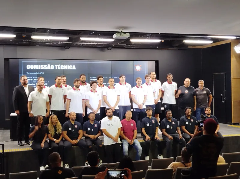 Corinthians confirma elenco reformulado para o NBB 2026/27
