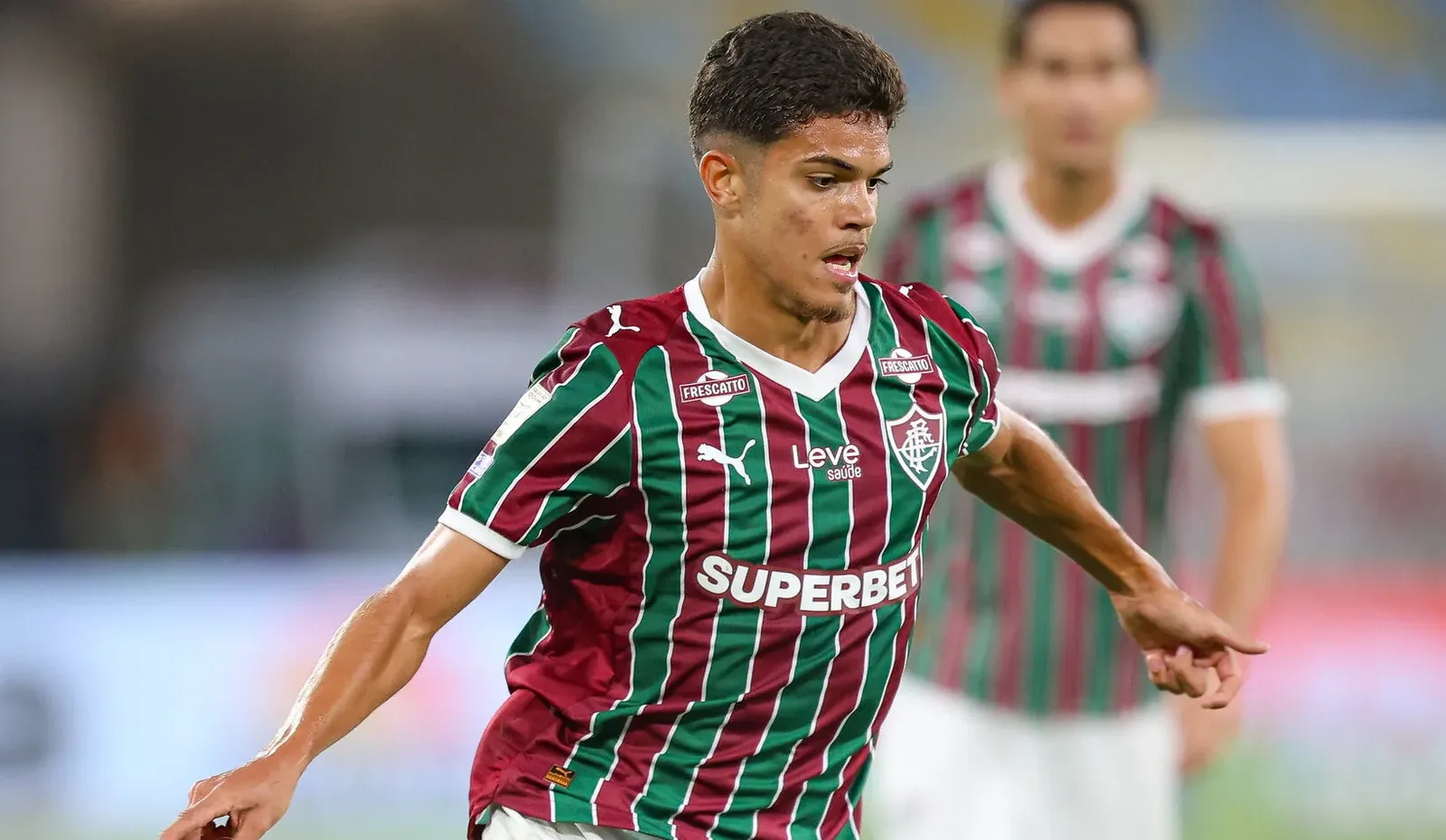 Fluminense vê Julio Fidelis como opção para o presente e o futuro
