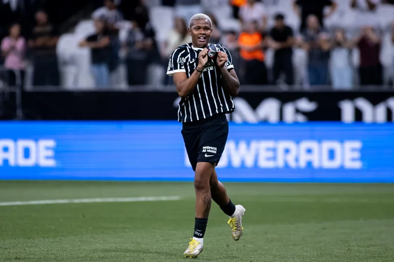 Corinthians vence Bahia, vai à final feminina e tem dúvida na defesa