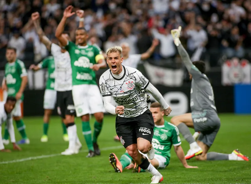 Corinthians tenta ampliar invencibilidade em casa diante da Chapecoense