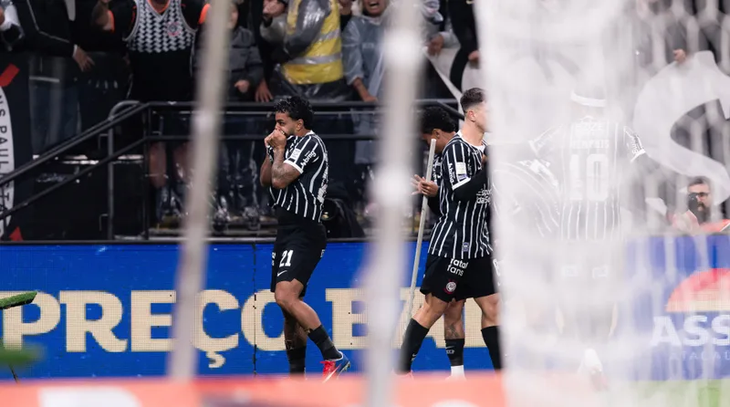 Gol contra a Chapecoense leva Matheus Bidu ao top 5 do Corinthians em 2026