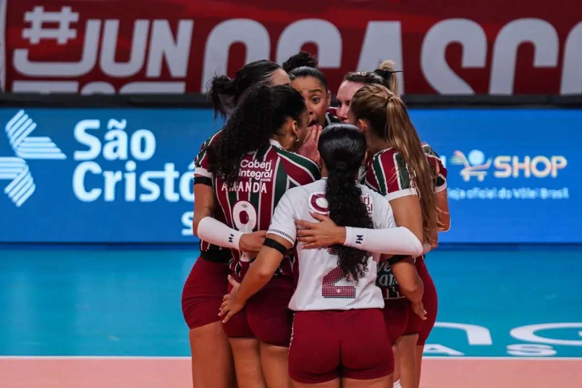 Fluminense vira sobre o Alianza Lima e fecha Brasil Cup no pódio