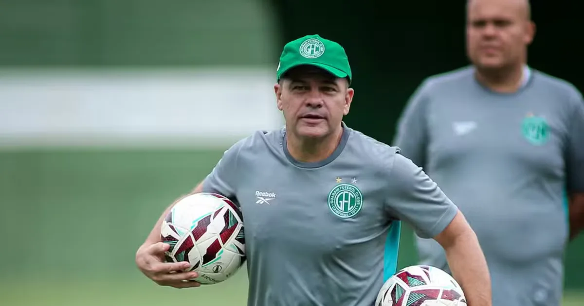 Criciúma acerta empréstimo de Umberto Louzer até o fim da temporada