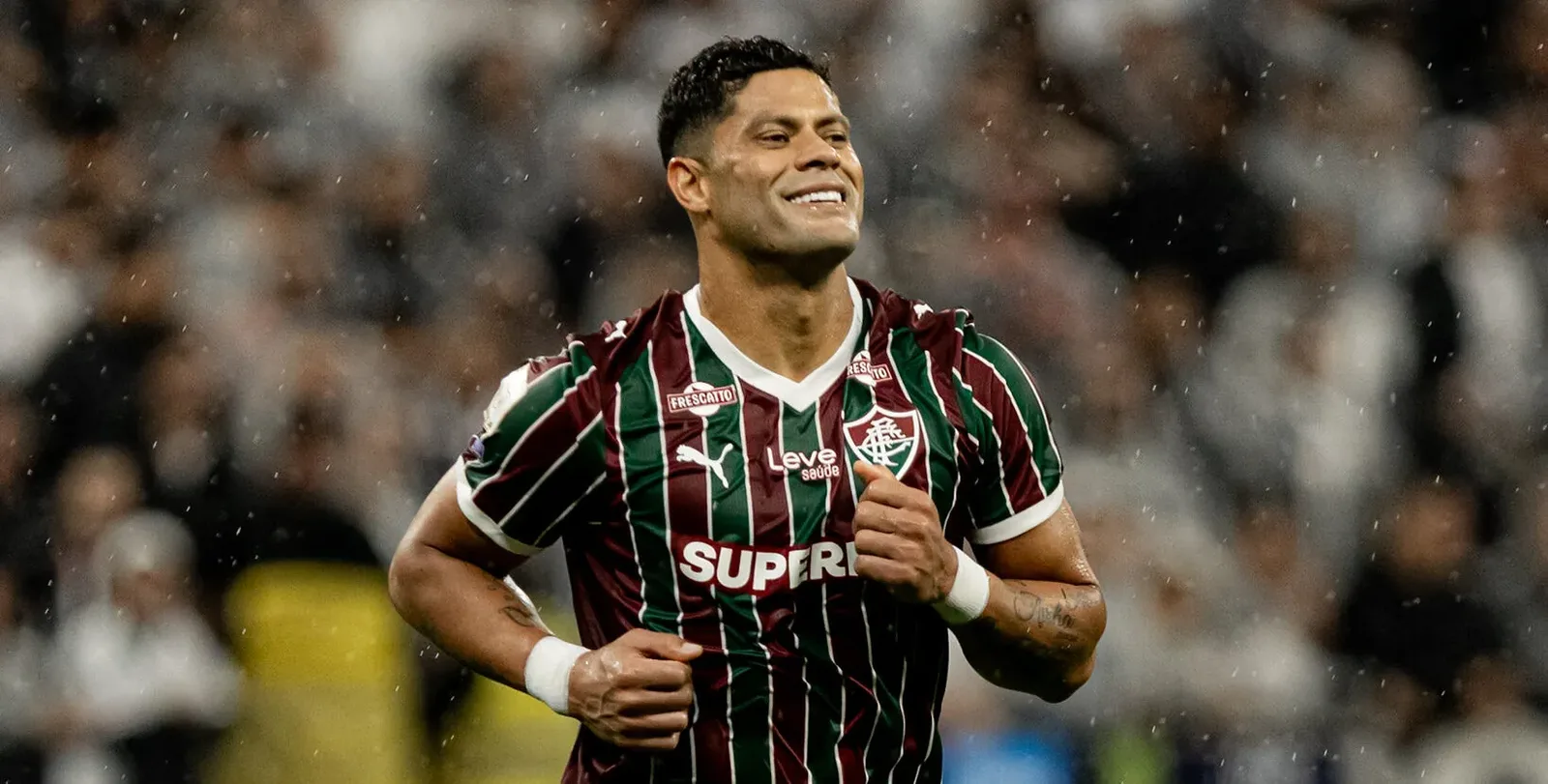 Hulk soma sete gols e quatro assistências pelo Fluminense desde a estreia