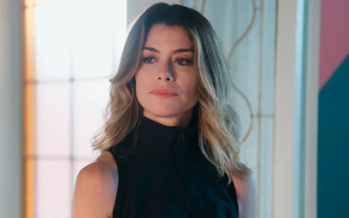 Vanessa se alia a Junqueira para tentar tirar Bela da presidência