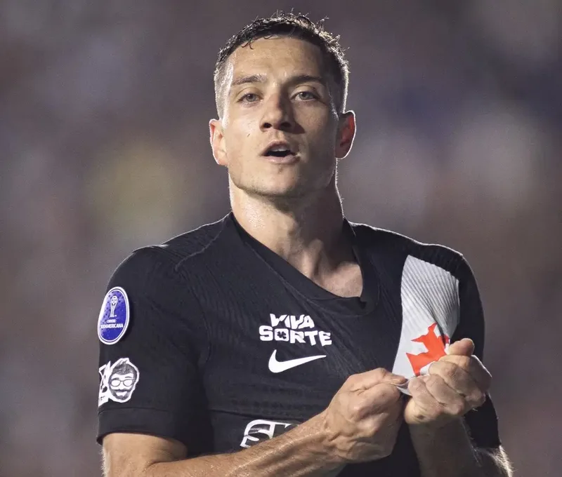 Após gol inédito, Bruno Duarte mira união do Vasco na sequência da temporada