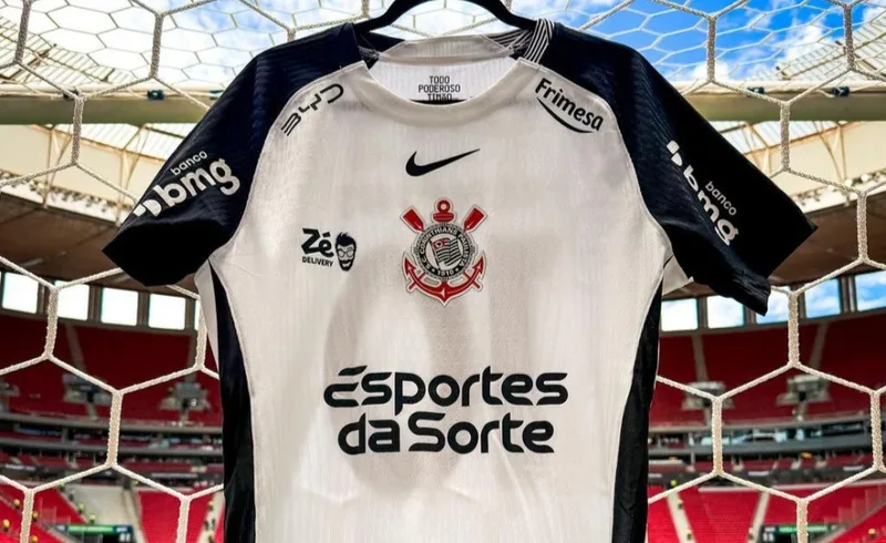 Corinthians fecha preparação para final feminina e trata de acordos comerciais