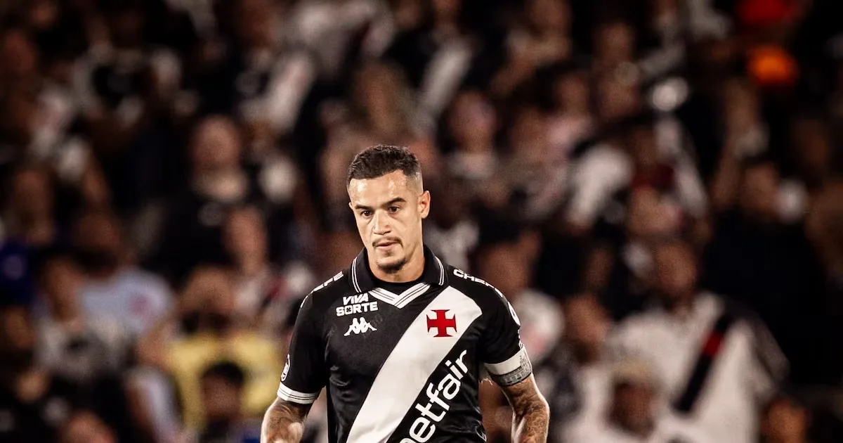 Coutinho é apresentado pelo Santos e explica decisão de voltar ao futebol