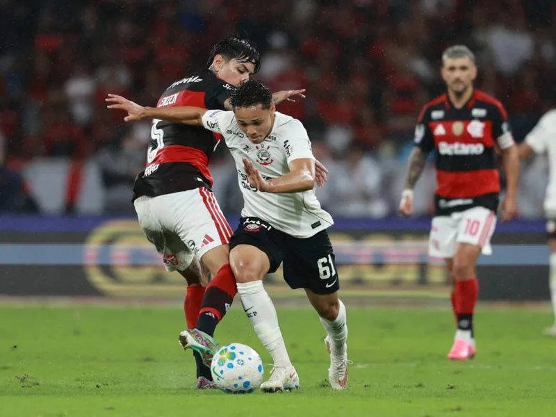 Derrota para o Flamengo mantém Corinthians em 13º e aproxima zona de queda