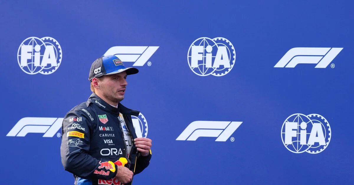 Verstappen conquista pole na Malásia e mira fim do jejum na F1