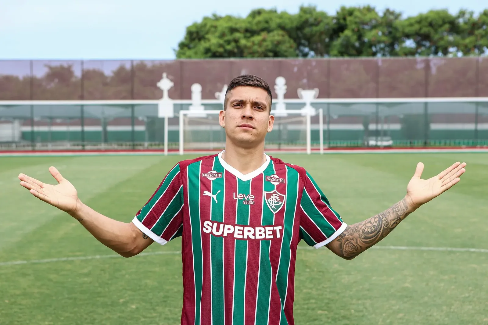 Marcão encaminha Thiago Silva e Julián Millán como dupla de zaga do Fluminense