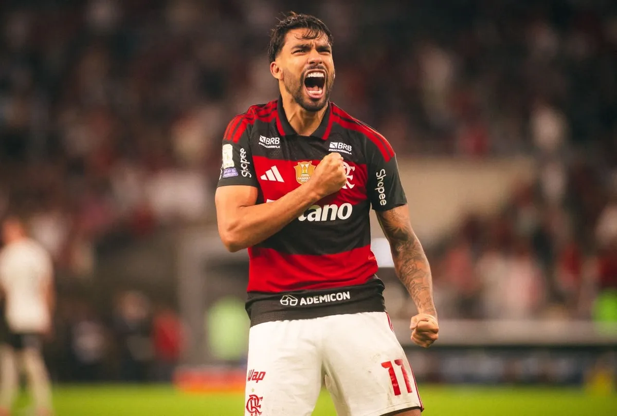 Bruno Henrique decide no fim, e Flamengo vence Corinthians por 2 a 1