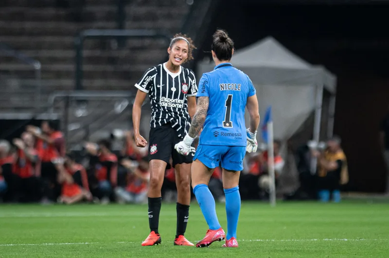 Corinthians mantém sequência histórica e vai disputar a décima final do Brasileirão Feminino