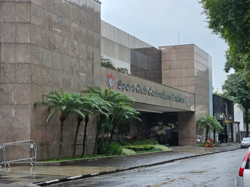 Defesa de Pantaleão pede que Justiça mantenha assembleia do Corinthians
